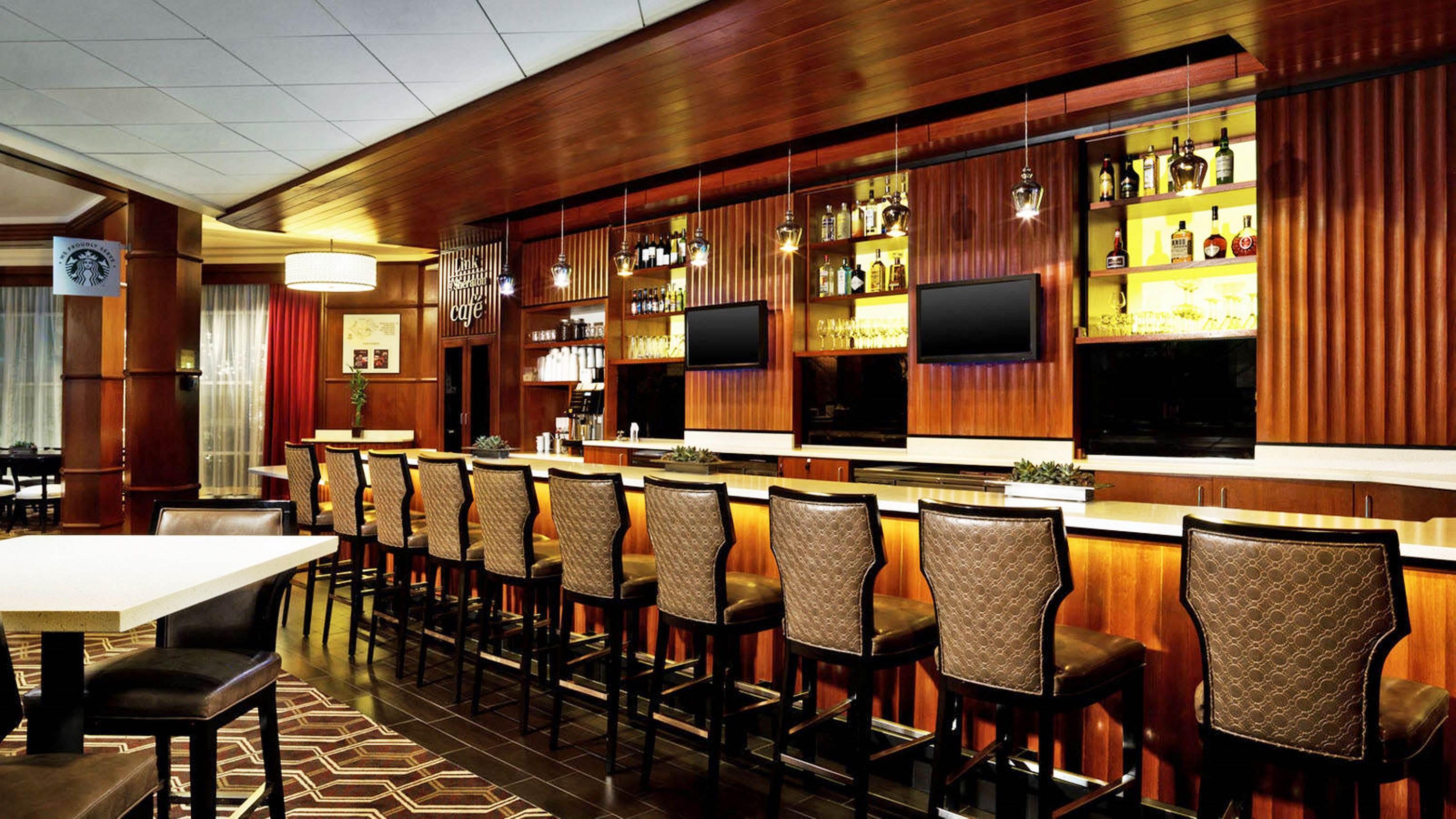 Sheraton Boston Needham Hotel Extérieur photo