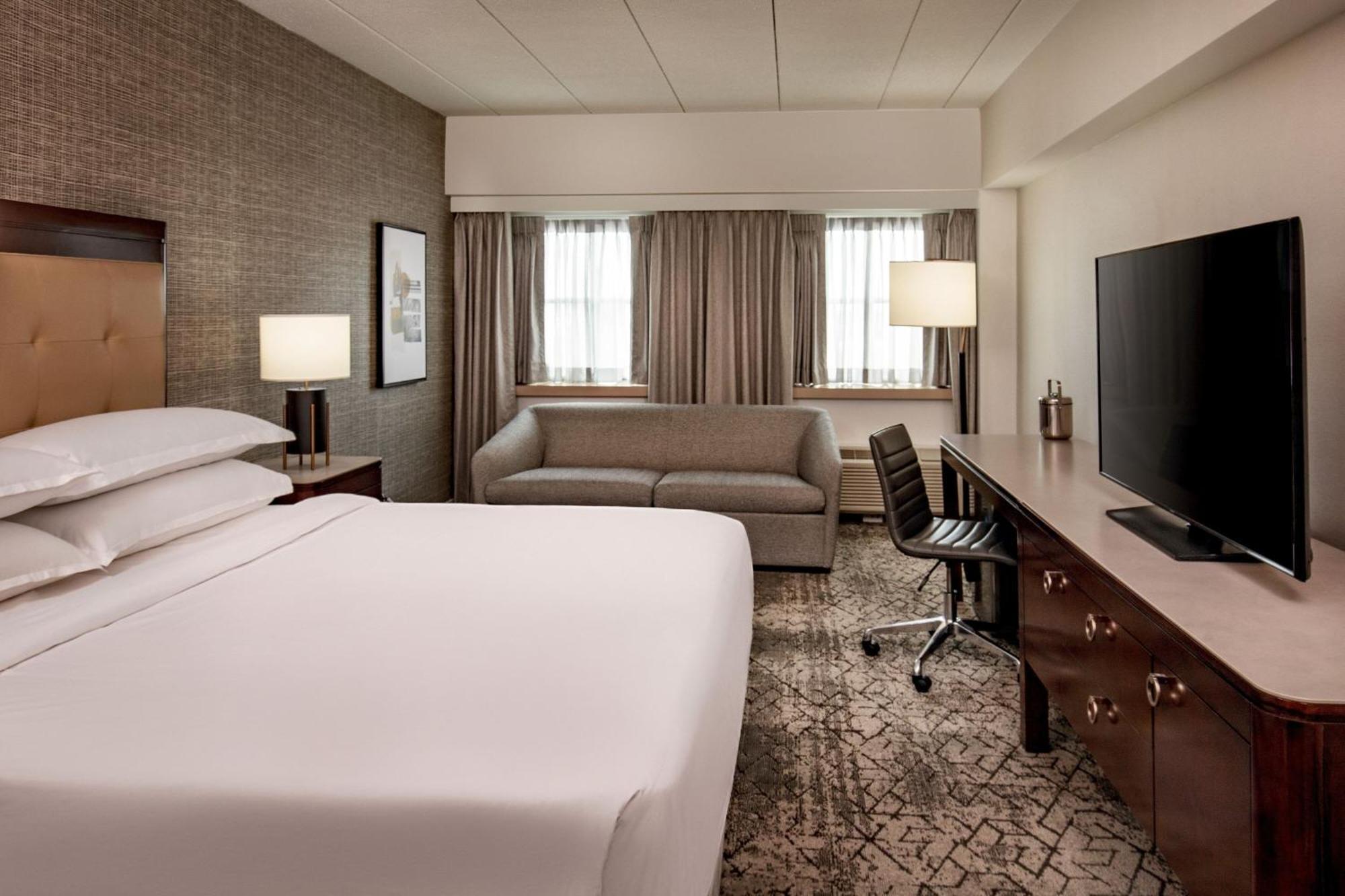 Sheraton Boston Needham Hotel Extérieur photo