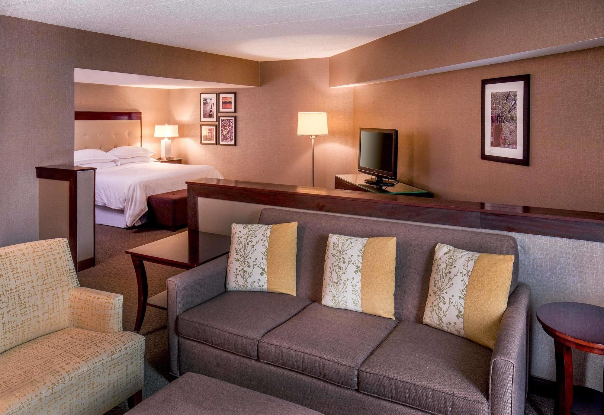 Sheraton Boston Needham Hotel Extérieur photo